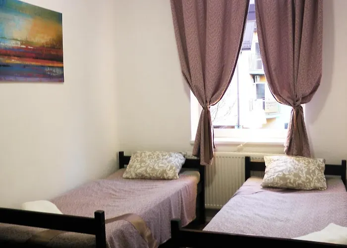 Hostel Hostel Piaseczno *