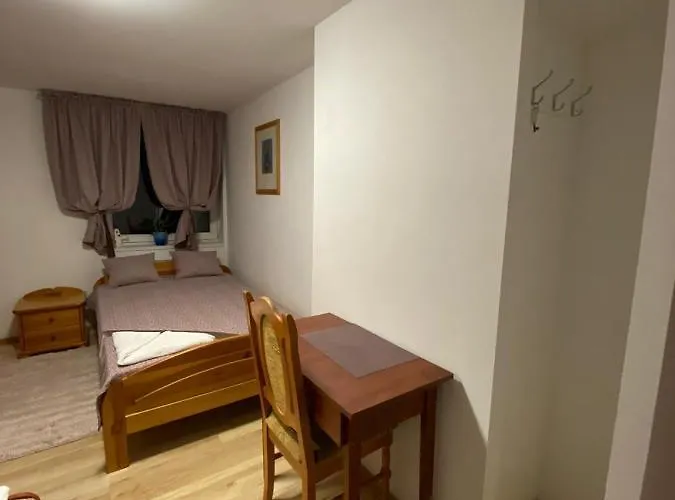 Hostel Piaseczno Hostel *